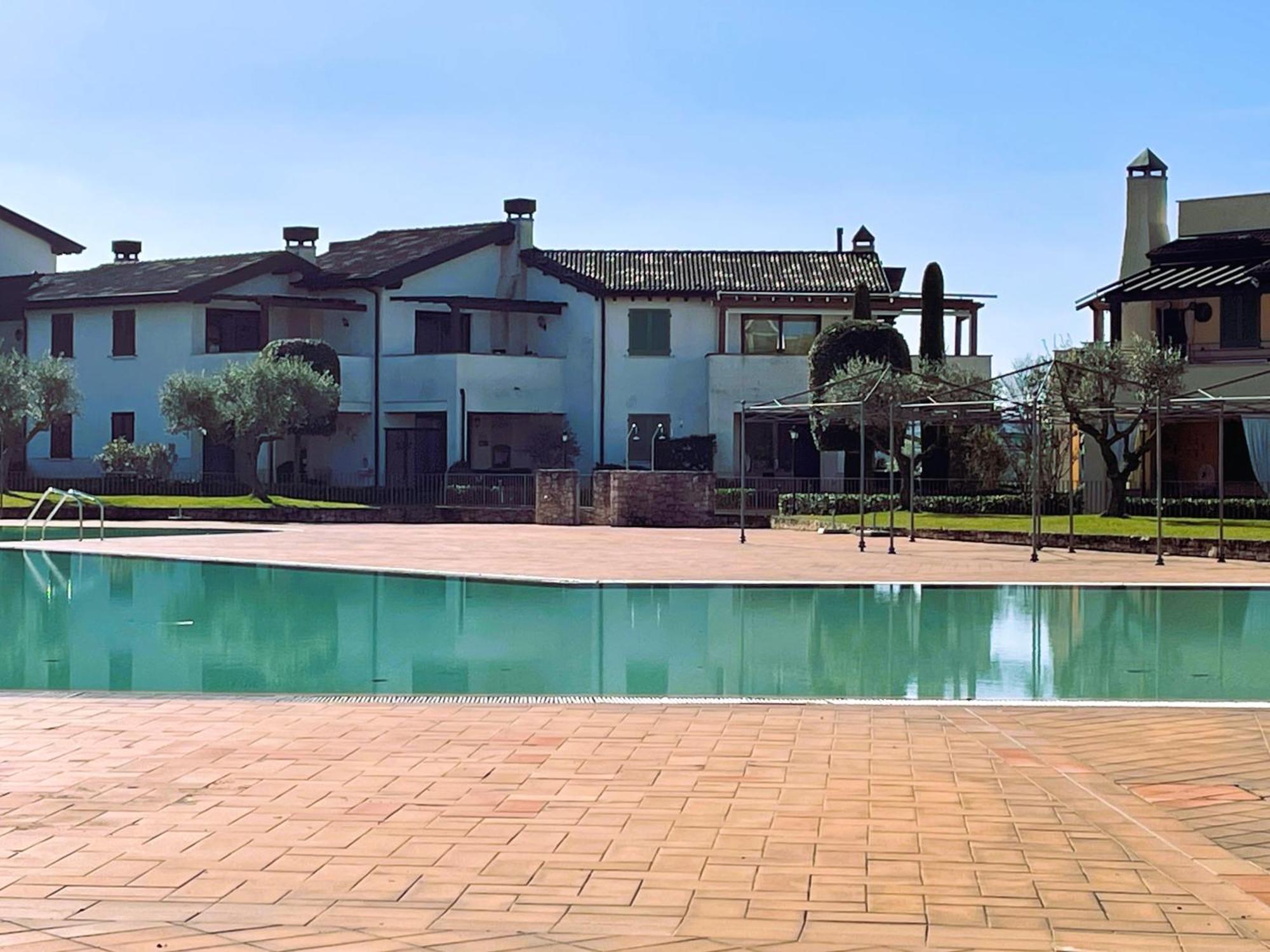 Garda Resort Village 11 Peschiera del Garda Exterior foto