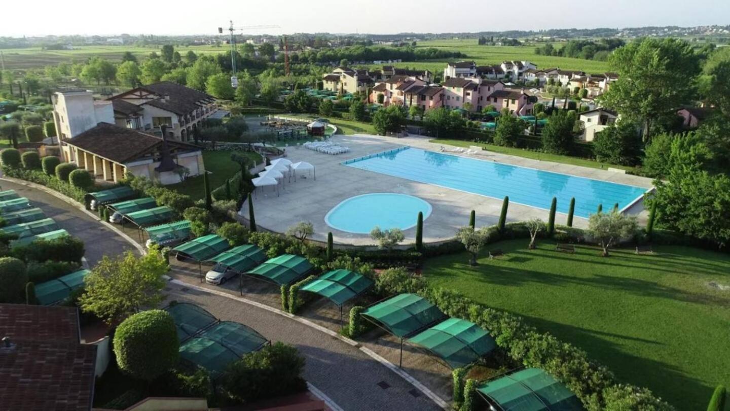 Garda Resort Village 11 Peschiera del Garda Exterior foto